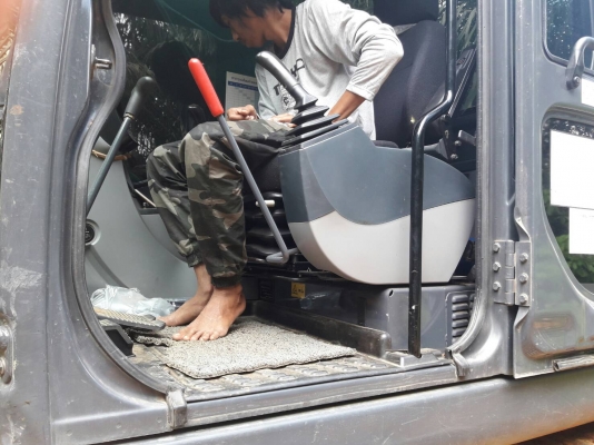 ขายรถแบคโฮ KOBELCO SK200-8 YN12 SUPER X M ไมล์ 4200 ชม.ราคา 2600000