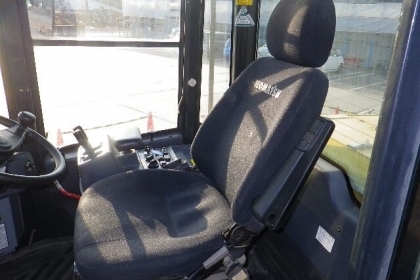 KOMATSU WA320-6 นำเข้าจากญี่ปุ่นแท้ ปี2013 ใหม่มากๆ รถสวย ถึงไทยเร็วๆนี้ โทร.090-986-2521 อ๊อบ