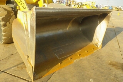 KOMATSU WA320-6 นำเข้าจากญี่ปุ่นแท้ ปี2013 ใหม่มากๆ รถสวย ถึงไทยเร็วๆนี้ โทร.090-986-2521 อ๊อบ