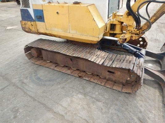 ขายรถขุดเก่านอกแท้100\% ยี่ห้อ: KOMATSU แบบ: PC40-6 ทำสี เช็คระบบให้ใหม่ทั้งคัน รถมีเอกสารใบอินวอย ไม่เคยใช้งานในไทย100\% สนใจติดต่อ โทร: 099-907-9273  กิ๊ฟ กมลชนก