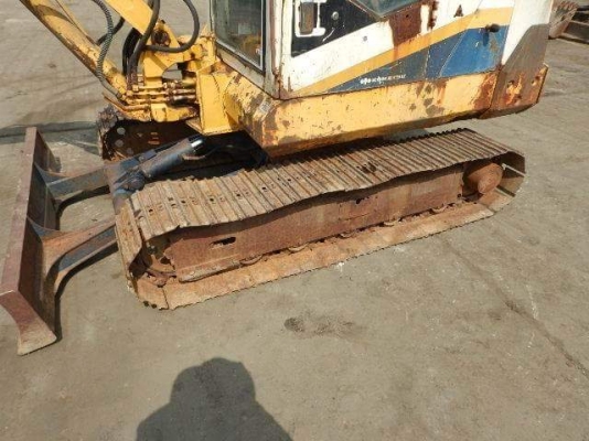 ขายรถขุดเก่านอกแท้100\% ยี่ห้อ: KOMATSU แบบ: PC40-6 ทำสี เช็คระบบให้ใหม่ทั้งคัน รถมีเอกสารใบอินวอย ไม่เคยใช้งานในไทย100\% สนใจติดต่อ โทร: 099-907-9273  กิ๊ฟ กมลชนก