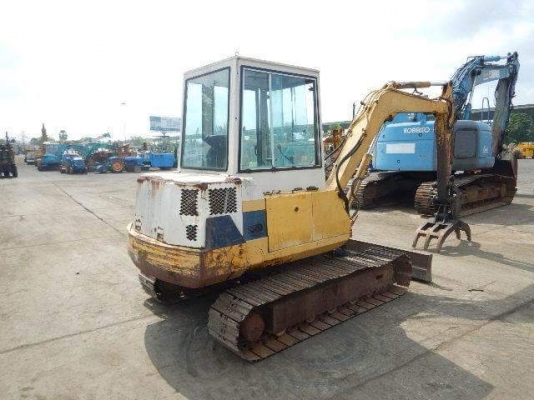 ขายรถขุดเก่านอกแท้100\% ยี่ห้อ: KOMATSU แบบ: PC40-6 ทำสี เช็คระบบให้ใหม่ทั้งคัน รถมีเอกสารใบอินวอย ไม่เคยใช้งานในไทย100\% สนใจติดต่อ โทร: 099-907-9273  กิ๊ฟ กมลชนก