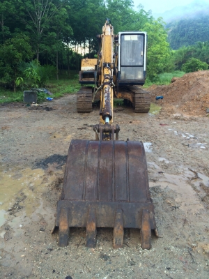 ขายรถแบคโฮ KOMATSU PC120-3 ราคา 380000