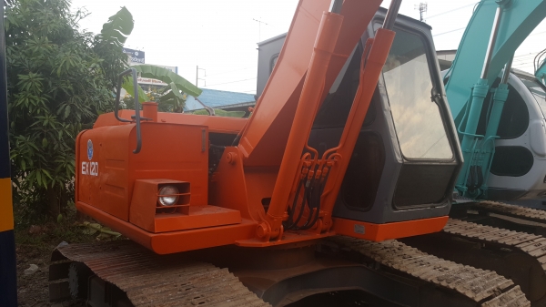 ขายรถเก่าใน รถสวย สภาพดี พร้อมใช้งาน HITACHI EX100-1 ขายรถเก่าใน รถสวย สภาพดี พร้อมใช้งาน HITACHI EX100-1