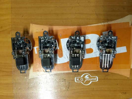 ขายมือเปิดประตูด้านในโครเมี่ยม NISSAN CUBE รุ่น Z11 ขายมือเปิดประตูด้านในโครเมี่ยม NISSAN CUBE รุ่น Z11