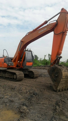 ขาย1,150,000บาท >>> Hitachi Zx200 รุ่น 1 <<< เบอร์ติดต่อ 098-7155789