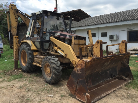 ขายรถตักหน้าขุดหลัง CAT 428-B ระบบขับเคลื่อน2 เพลา โฟร์วิน   4X4 สะภาพรถสวย พร้อมใช้ ปุ้ง  กี้ปิดเปิดได้ มีระบบใช้งานแบบรถ  โฟร์คลิปได้ด้วย ยางพร้อมใช้ มูม  หลังสไลน์ได้ เอกสารเล่มทะเบียน   ราคา.395,000 สนใจรีบจำจองเป็นเจ้าของด่วน ที่.081-3531946 ต่อ.บางน