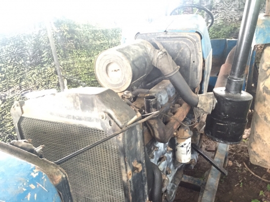 ขายรถไถเพลาเดียว FORD 6640 เครื่อง 90แรงม้า ตามสภาพ สนใจโทร 081-970-1072