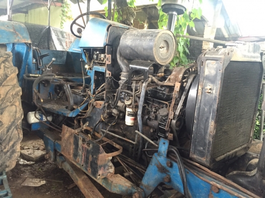 ขายรถไถเพลาเดียว FORD 6640 เครื่อง 90แรงม้า ตามสภาพ สนใจโทร 081-970-1072