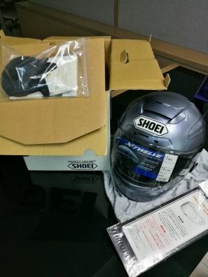 หมวก SHOEI X-12 สีเทา ไซค์ L หมวก SHOEI X-12 สีเทา ไซค์ L