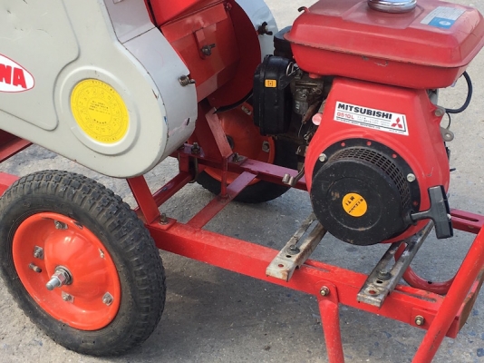 ขายเครื่องย่อยกิ่งไม้MITSUBISHIสภาพ เดิมญี่ปุ่น อะเนคประสงค์ 28,000เท่านั้น!! ขายเครื่องย่อยกิ่งไม้MITSUBISHIสภาพ เดิมญี่ปุ่น อะเนคประสงค์ 28,000เท่านั้น!!