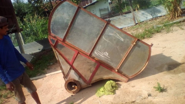 ขายครับชุดอุ้ม..พร้อมไช้..สวยๆๆๆ.  ราคา 40000  บาท  วันทูคอล 0986683479 dtac 0942839369 สิทธิ์ คับ