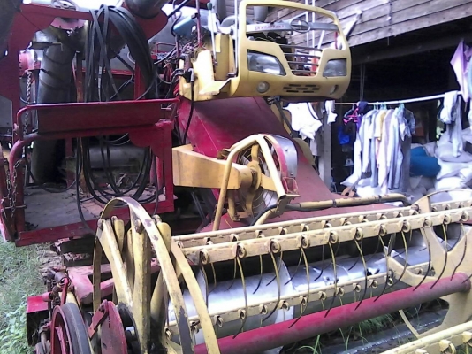 ขายรถเกียว ศักพัฒนา FG เครื่อง มิชุ  6 D 17 เทอโบ ปั้ม 23 / ตัวเดินโม่ จากโรงงาน  ราคาเบาฯฯ  285000  บาท   สอบถามทีเบอร์ วันทูคอล 098 668-3479 dtac 094 283-9369 สิทธิ์คับ