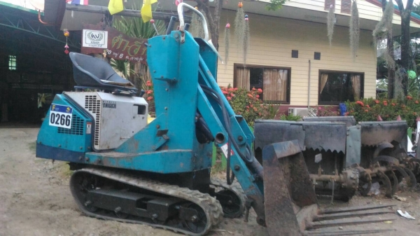 ขายรถยก/รถตักเล็ก