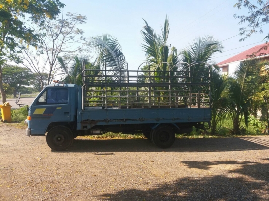 ขาย 6 ล้อ NPR 59 LU 5 M  เครื่อง4 BD1 115 แรง รถห้างแท้ๆๆปี 36 มีแอร์ เครื่องดีคัชชีสวย รถพร้อมใช้งาน ทบ.เต็ม