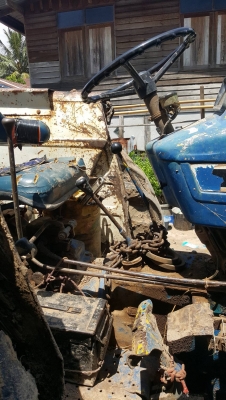 ขายรถไถ FORD 5000 เอกสารอินวอย ใบมีด 6 จาน 4 จาน ราคา 220000