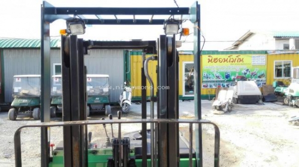 รถยกไฟฟ้ายืนขับ TOYOTA รุ่น 7FBRK10 จากราคา128,000 ขายเพียง99,000 บาท รหัสสินค้า81004752 ติดต่อ 081-8283376  www.nihonmono.com