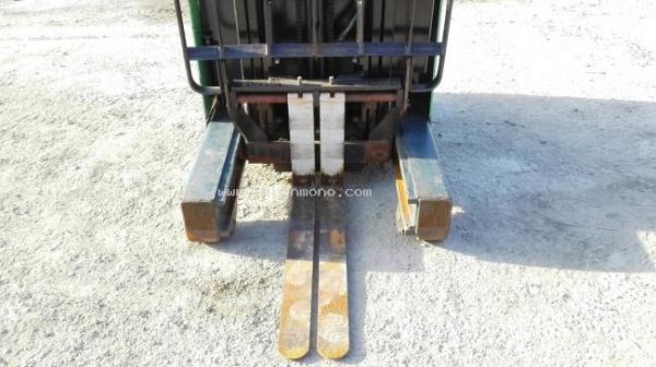 รถยกไฟฟ้ายืนขับ TOYOTA รุ่น 7FBRK10 จากราคา128,000 ขายเพียง99,000 บาท รหัสสินค้า81004752 ติดต่อ 081-8283376  www.nihonmono.com