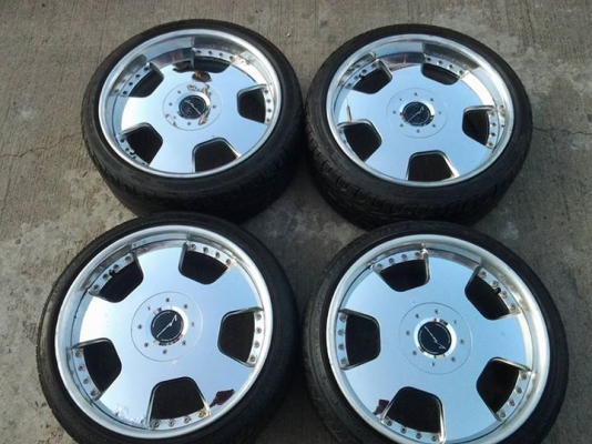 ล้อ VIP แท้ แยกชิ้น 19x8.5-9.0 / 4-5x114 off38-43 ก้านโครเมี่ยม ขอบธรรมดา มีปูด มีลอกนิดหน่อย 0850227371