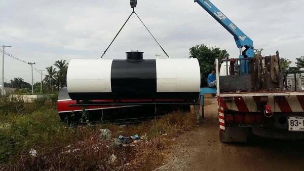 ถังน้ำมันสวยๆ มีหลายขนาดครับ สเปคดีที่สุด จากร้านวินิตร โทรคุยเลยครับ ถูกและดีที่สุดแน่นอน