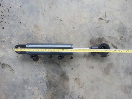 ขายกระบอกรถยกไฟฟ้า 2 กระบอก ราคา 1800 บาท