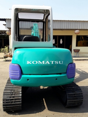 KOMATSU รุ่น PC 40-7
