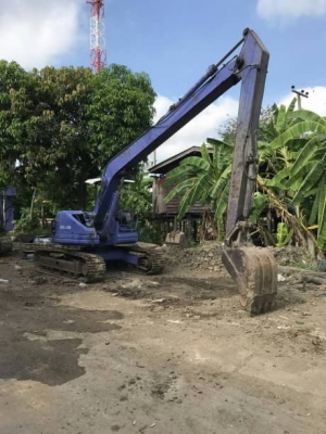 KOMATSU PC75UU-2