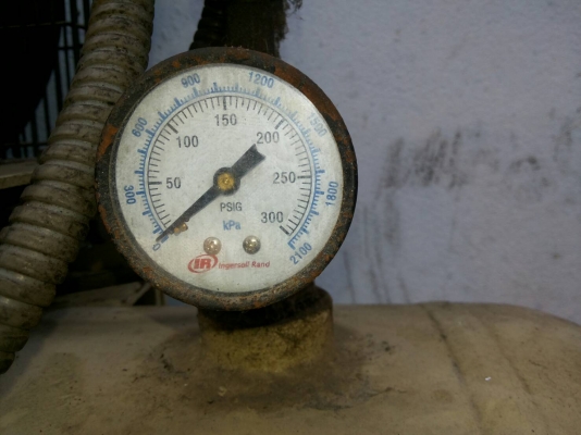 ปั้มลมIngersoll Rand10hp