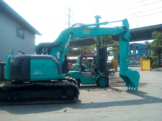 KOBELCO SK135SR