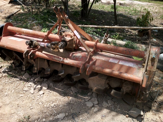 ขายโลตารี 1.82 เมตร  พร้อมใช้   ราคา 30000   บาท สอบถามทีเบอร์ วันทูคอล 098 668-3479 dtac 094 283-9369 สิทธิ์คับ