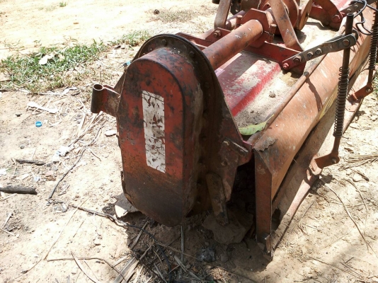 ขายโลตารี 1.82 เมตร  พร้อมใช้   ราคา 30000   บาท สอบถามทีเบอร์ วันทูคอล 098 668-3479 dtac 094 283-9369 สิทธิ์คับ