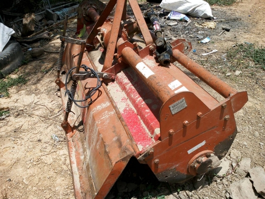 ขายโลตารี 1.82 เมตร  พร้อมใช้   ราคา 30000   บาท สอบถามทีเบอร์ วันทูคอล 098 668-3479 dtac 094 283-9369 สิทธิ์คับ