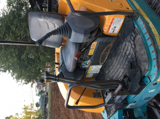 ขายรถขุดแบคโฮ KUBOTA U30-3 ขนาดPc30  (คอลโทลสั้น ปั๊มนิ้ว ออโต้คันเร่ง เปลี่ยนแทรกเหล็กใหม่มือ1) เครื่องแน่น ระบบไว รถพร้อมใช้งาน เอกสารใบอินวอยครบ       ????ราคา 440,000 (ต่อรองได้)????       ☎️สนใจติดต่อ 096-3268553 (สถิตย์พันธ์) ID LINE 0963268553 ????