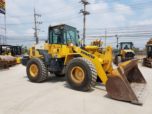 ขายรถตักล้อยาง ยี่ห้อ KOMATSU WA320-5L นำเข้าจาก USA แท้ 100\% สภาพสวย ไม่เคยใช้งานในไทย ขายรถตักล้อยาง ยี่ห้อ KOMATSU WA320-5L นำเข้าจาก USA แท้ 100\% สภาพสวย ไม่เคยใช้งานในไทย