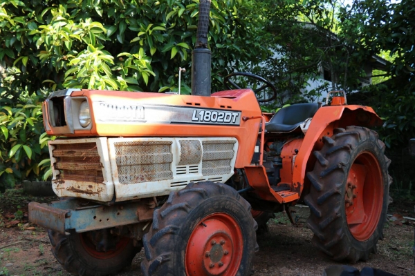 ขายรถไถ KUBOTA L1802DT ราคา 68,000 มีรถขนส่งบริการขนส่งทั่วไทย สามย่านแทรคเตอร์ อ.แกลง จ.ระยอง 0818618678,0899347475 https://www.facebook.com/DC-Tractor-Rayong-3071545327?/shop? id line=081-8618678 id line=089-9347475