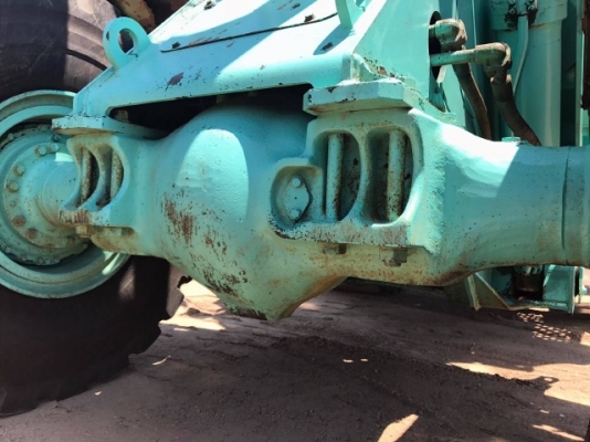 ขายรถตักล้อยาง KOMATSU WA500-1 รถนอกนำเข้าจากญี่ปุ่น สภาพสวยพร้อมใช้งาน มีVDOการทำงานครับ