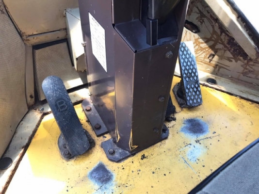 ขายรถตักล้อยาง KOMATSU WA500-1 รถนอกนำเข้าจากญี่ปุ่น สภาพสวยพร้อมใช้งาน มีVDOการทำงานครับ