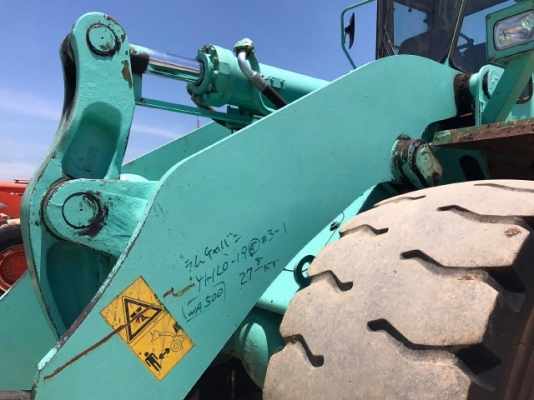 ขายรถตักล้อยาง KOMATSU WA500-1 รถนอกนำเข้าจากญี่ปุ่น สภาพสวยพร้อมใช้งาน มีVDOการทำงานครับ