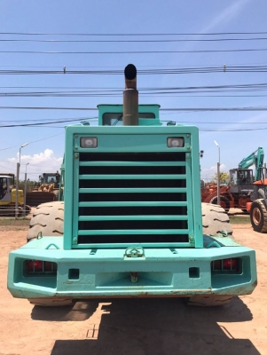 ขายรถตักล้อยาง KOMATSU WA500-1 รถนอกนำเข้าจากญี่ปุ่น สภาพสวยพร้อมใช้งาน มีVDOการทำงานครับ