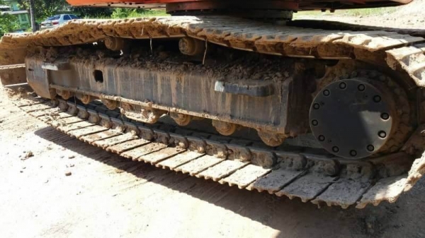 ขาย 1,650,000 HITACHI zx 225 USR สภาพเก่านอก 9,000 ชม. ไฟฟ้าครบ เครื่องดี ปั้มแรง เอวแน่น ช่วงล่างเต็ม เอกสารอินวอยทร์ สวยขั้นเทพ   รถอยู่ จ.จันทรบุรี โทร&amp;ไอดีไลน์ 0610710295