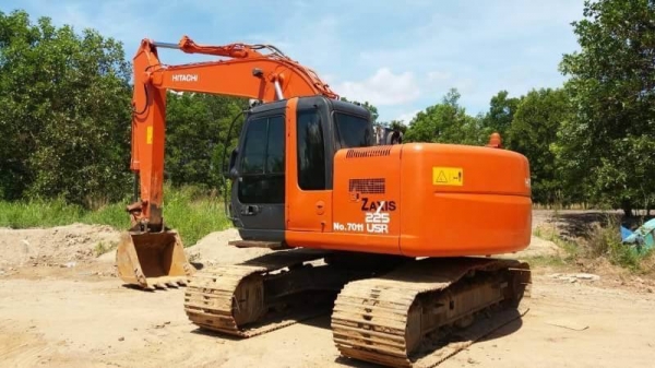 ขาย 1,650,000 HITACHI zx 225 USR สภาพเก่านอก 9,000 ชม. ไฟฟ้าครบ เครื่องดี ปั้มแรง เอวแน่น ช่วงล่างเต็ม เอกสารอินวอยทร์ สวยขั้นเทพ   รถอยู่ จ.จันทรบุรี โทร&amp;ไอดีไลน์ 0610710295