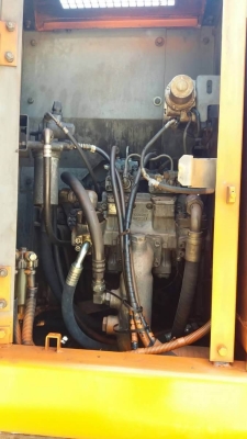 ขาย 1,650,000 HITACHI zx 225 USR สภาพเก่านอก 9,000 ชม. ไฟฟ้าครบ เครื่องดี ปั้มแรง เอวแน่น ช่วงล่างเต็ม เอกสารอินวอยทร์ สวยขั้นเทพ   รถอยู่ จ.จันทรบุรี โทร&amp;ไอดีไลน์ 0610710295