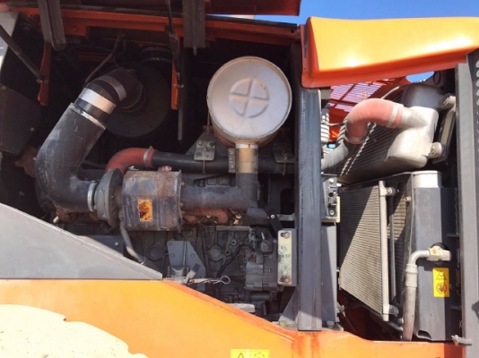 ขายรถตักล้อยาง HITACHI ZW220 แขนยาวพิเศษ รถนอกนำเข้าจากญี่ปุ่น มีVDOการทำงานครับ ขายรถตักล้อยาง HITACHI ZW220 แขนยาวพิเศษ รถนอกนำเข้าจากญี่ปุ่น มีVDOการทำงานครับ