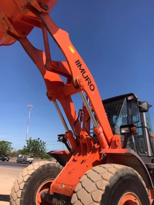 ขายรถตักล้อยาง HITACHI ZW220 แขนยาวพิเศษ รถนอกนำเข้าจากญี่ปุ่น มีVDOการทำงานครับ ขายรถตักล้อยาง HITACHI ZW220 แขนยาวพิเศษ รถนอกนำเข้าจากญี่ปุ่น มีVDOการทำงานครับ