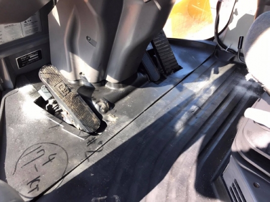 ขายรถตักล้อยาง HITACHI ZW220 แขนยาวพิเศษ รถนอกนำเข้าจากญี่ปุ่น มีVDOการทำงานครับ ขายรถตักล้อยาง HITACHI ZW220 แขนยาวพิเศษ รถนอกนำเข้าจากญี่ปุ่น มีVDOการทำงานครับ