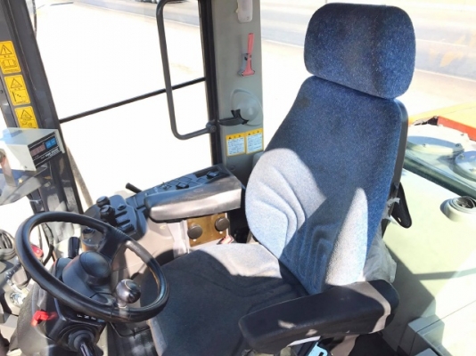 ขายรถตักล้อยาง HITACHI ZW220 แขนยาวพิเศษ รถนอกนำเข้าจากญี่ปุ่น มีVDOการทำงานครับ ขายรถตักล้อยาง HITACHI ZW220 แขนยาวพิเศษ รถนอกนำเข้าจากญี่ปุ่น มีVDOการทำงานครับ