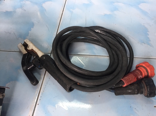 ขายตู้เชื่อม iweld 140igbt มือสองครับ ขายตู้เชื่อม iweld 140igbt มือสองครับ