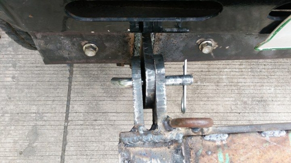 tow bar (สามเหลี่ยม ลากรถ ) หัวบอล2&quot; เหมาะสำหรับ ลากรถยกสูง แข็งแรง ลากได้จริง ยังไม่ได้ทำสีนะครับ ดูของพระราม2 ราคา3500บาท งดต่อนะครับ ถูกมากแล้ว 083 5996979 Id champ_rama2