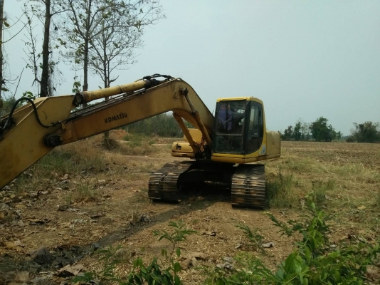 ขายรถแบคโฮ KOMATSU PC200-6 เอกสารเล่ม ระบบไฟเต็ม ราคา 630000