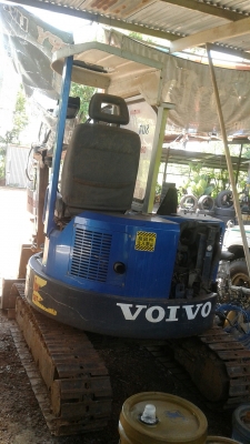 แบคโฮ VOLVO 28U